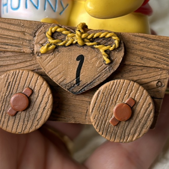 Vintage Precious Moments Disney Winnie The Pooh Birthday Wagon Train 2012 - Picture 11 of 14